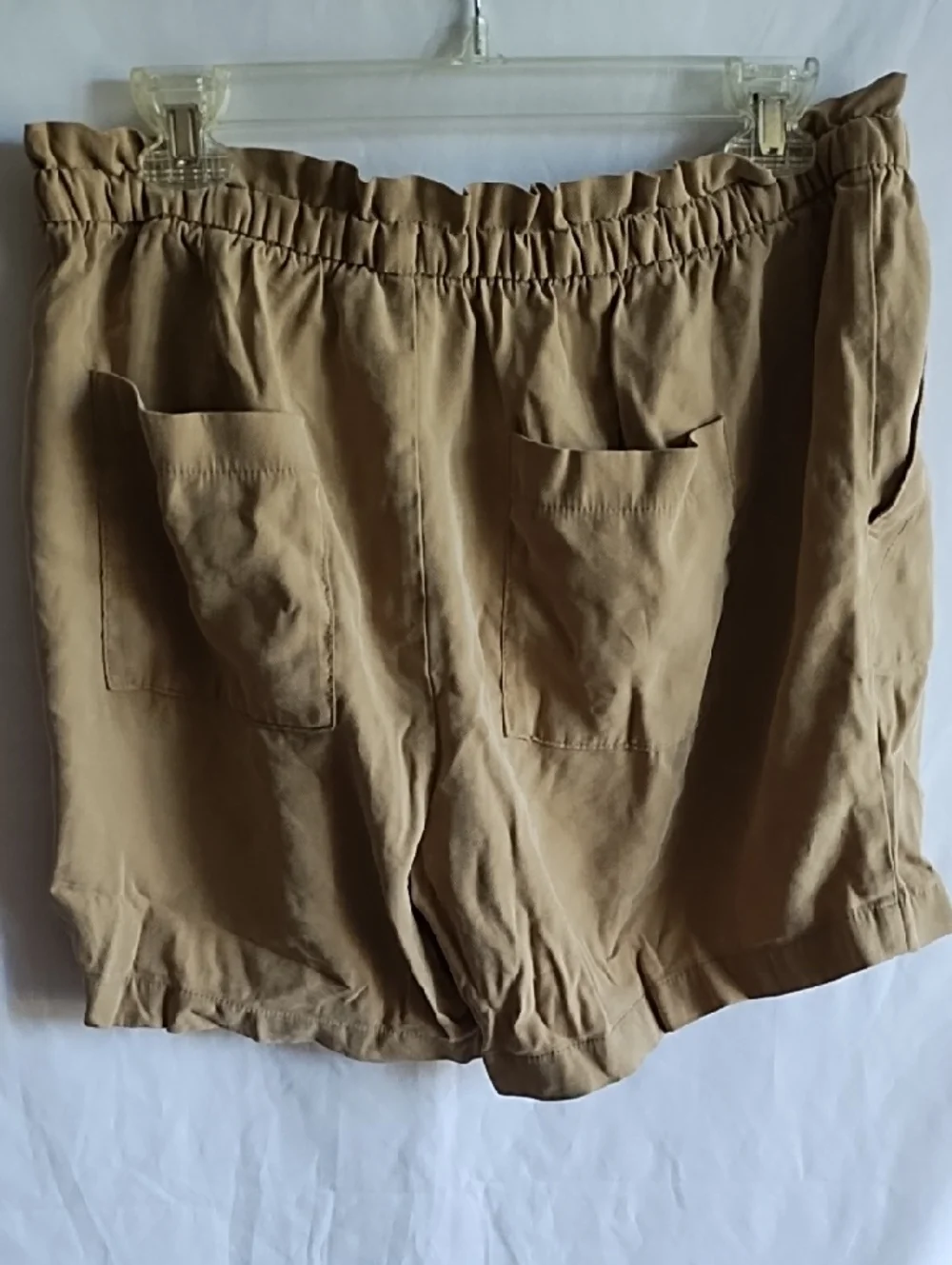 Old Navy Women's Drawstring Shorts in Tan